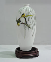 "Willow Shade" Small-Mouth Vase Decoration