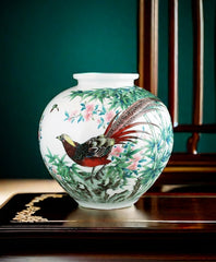 Master Gu Chengqing's Artwork: "Add Beauty to Beauty" Underglaze Five-Colored Porcelain Vase