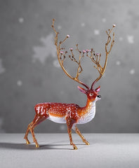 Deer Sculpture （left）