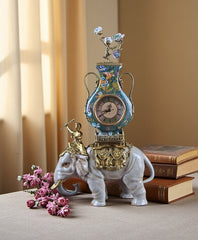 Parrot Famille RoseElephant Clock Sculpture
