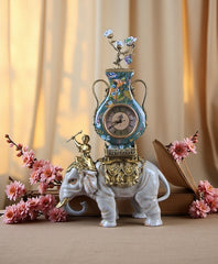 Parrot Famille RoseElephant Clock Sculpture